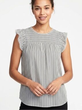LOFT Black & White Striped Ruffle Sleeve Camisole with Lace Trim Sz M. Preowned